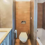 Cozy In Saint-laurent-de-la-ca With Wifi 度假居 圣洛朗-德拉
