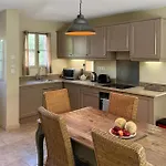 Cozy In Saint-laurent-de-la-ca With Wifi 度假居 圣洛朗-德拉