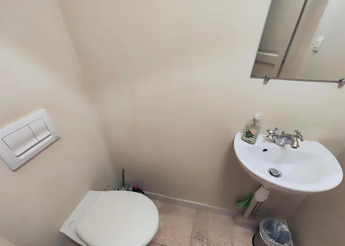 Дом отдыха 2 Bedroom Lovely In Saint-laurent-de-la-ca