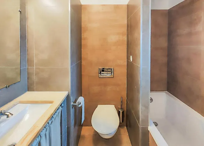 2 Bedroom Lovely In Saint-laurent-de-la-ca Дом отдыха Saint-Laurent-de-la-Cabrerisse